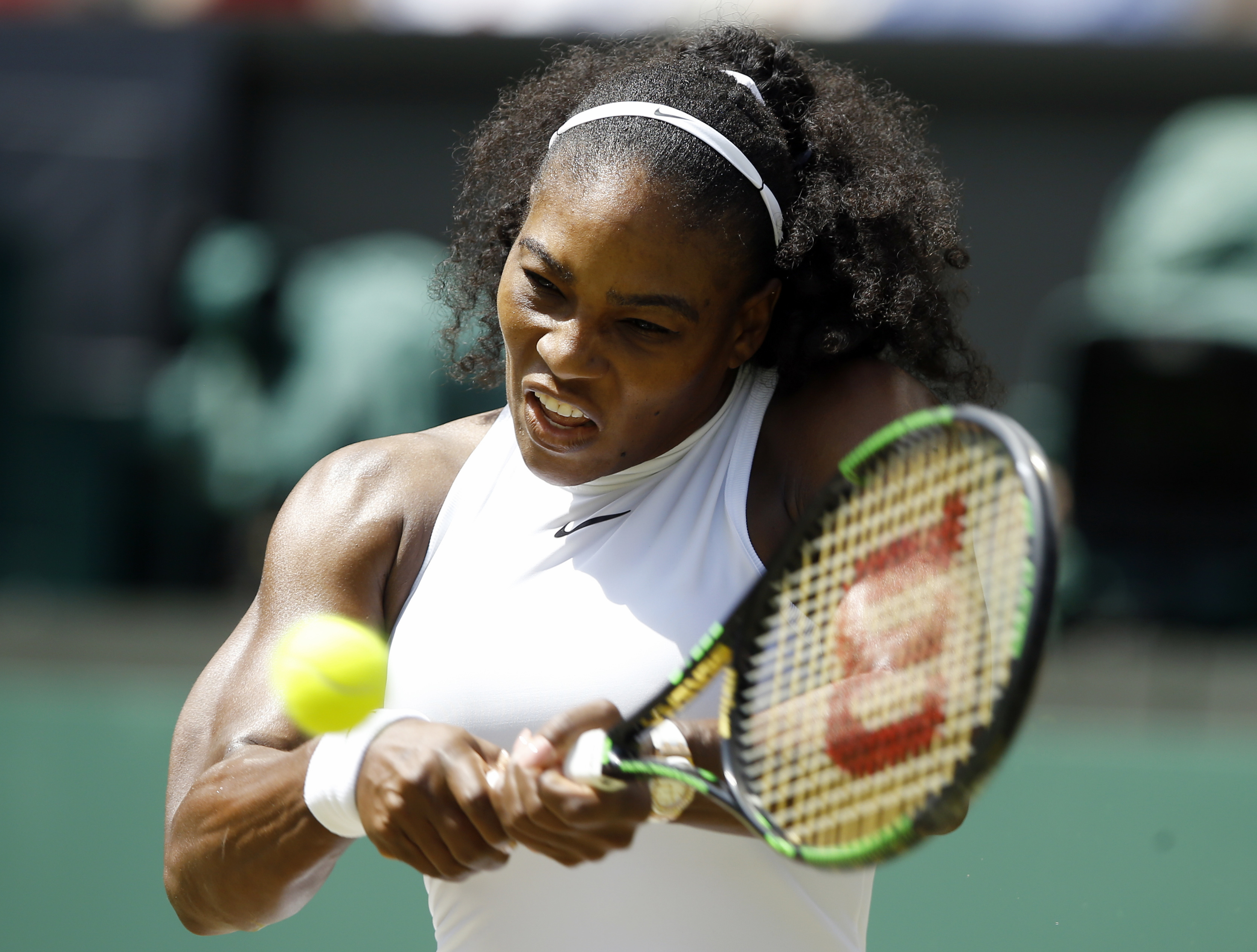 22! Williams tops Kerber at Wimbledon, ties Graf's Slam mark