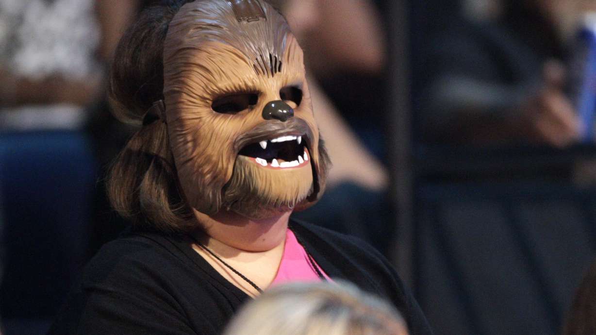 Chewbacca Mom responds to violence with Michael Jackson song