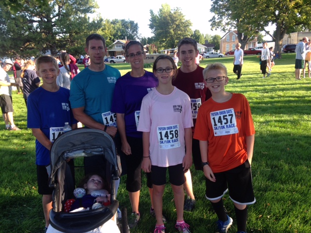 Payson family races with 4-year-old daughter, sister with special needs