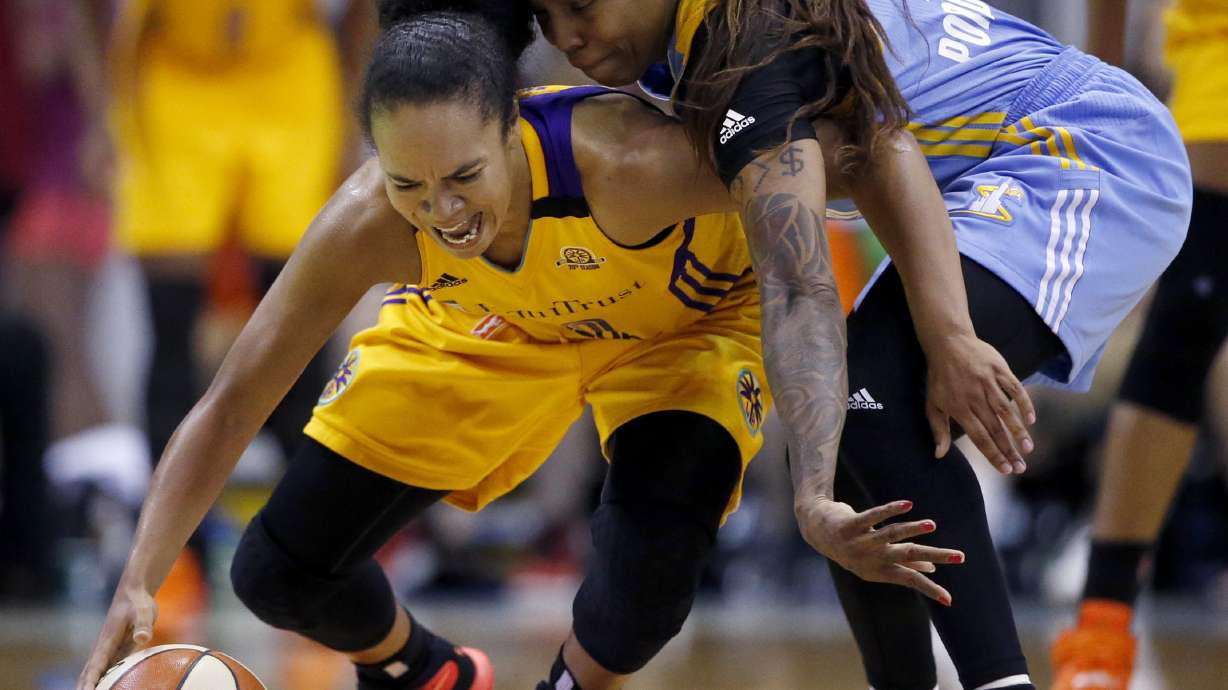 Ogwumike, Sparks too much for Sky 77-67