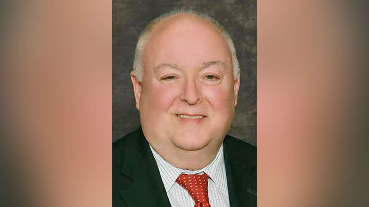 Davis School District superintendent announces retirement