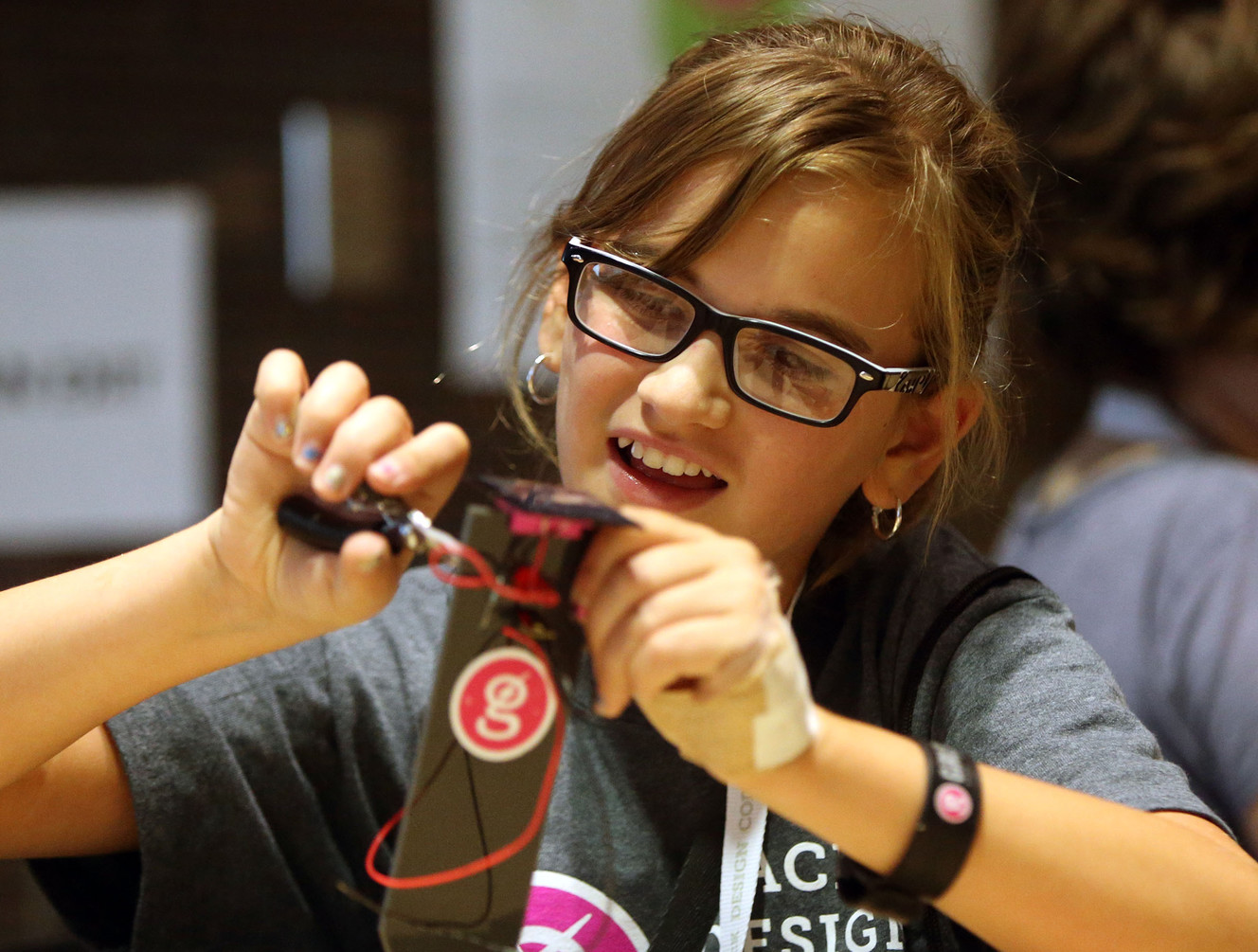 Kaelee Jubber builds a solar plant kit at Girls Go Digital! technology and coding camp at Junior Achievement City in Salt Lake City on Tuesday, July 19, 2016. (Photo: Kristin Murphy, Deseret News)