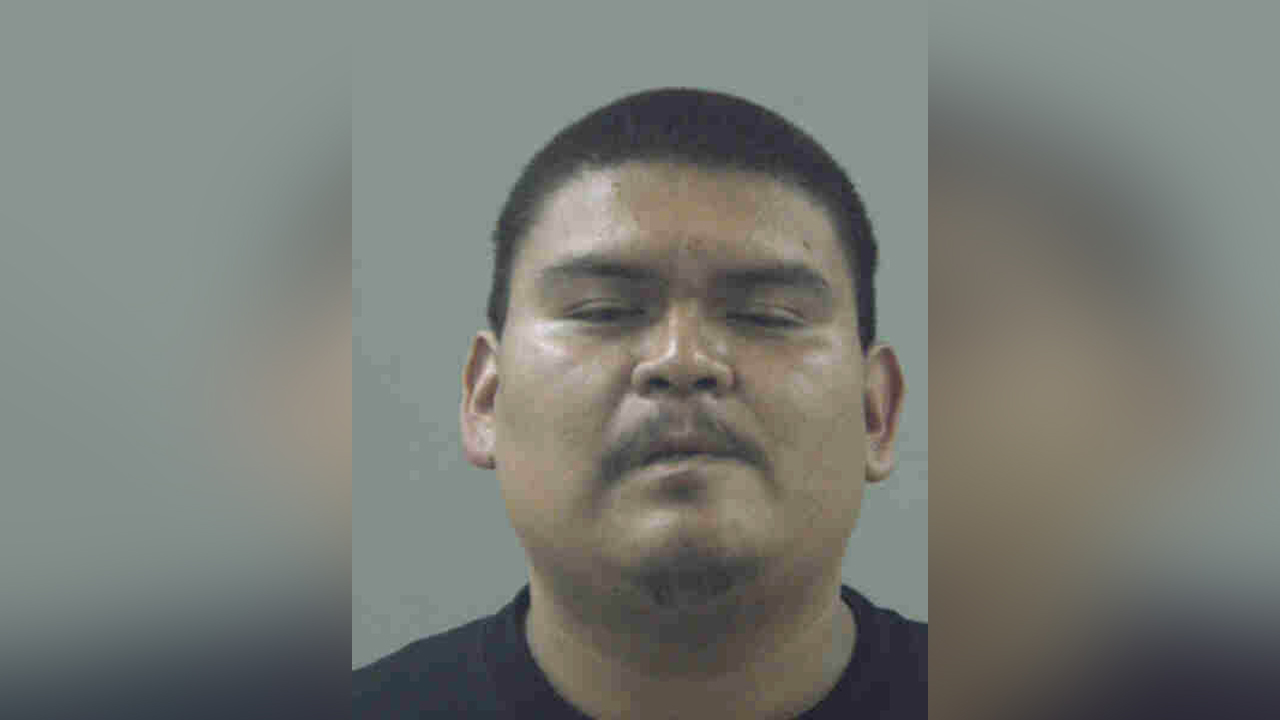 Navajo man pleads guilty to killing another on tribal land