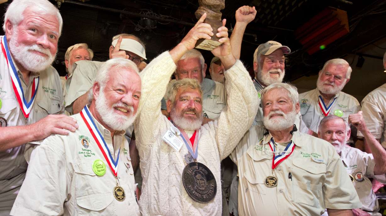 Hemingway (no relation) wins look-alike contest in Key West
