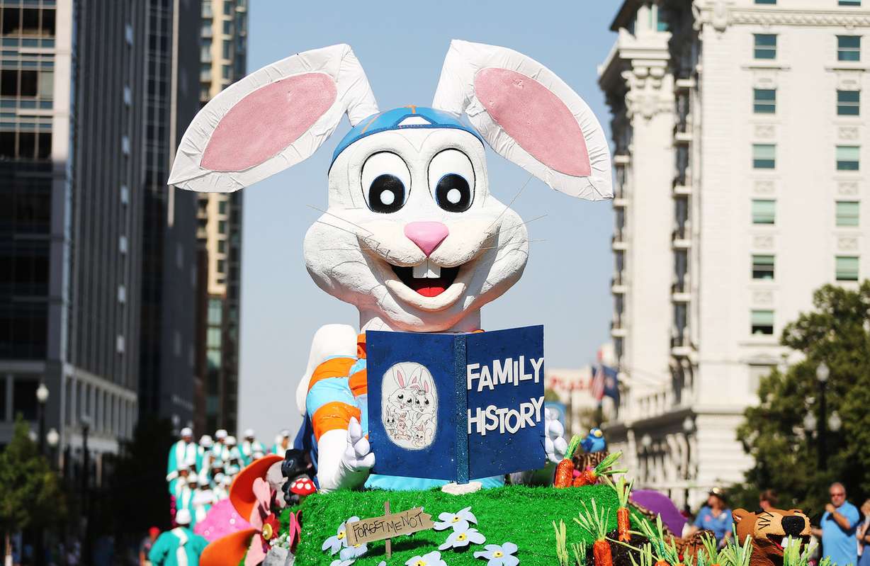 The Murray West Stake float appears in the Days of ’47 Parade in Salt Lake City on Monday, July 25, 2016. (Photo: Jeffrey D. Allred, Deseret News)