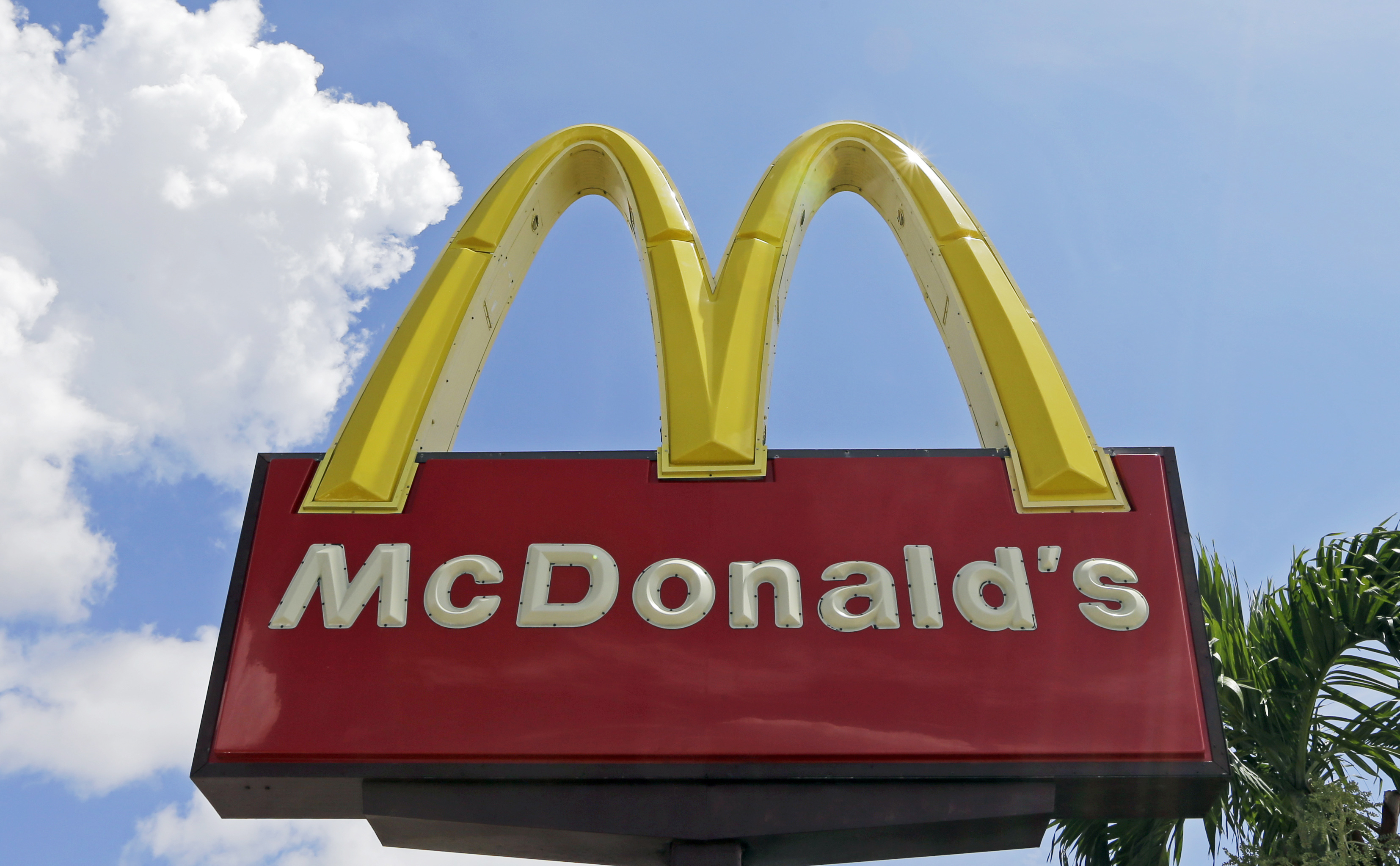 McDonald's sales disappoint in US despite all-day breakfast