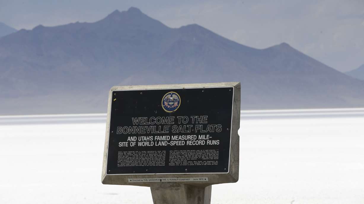 Land speed racer Sam Wheeler dies at Utah's Salt Flats