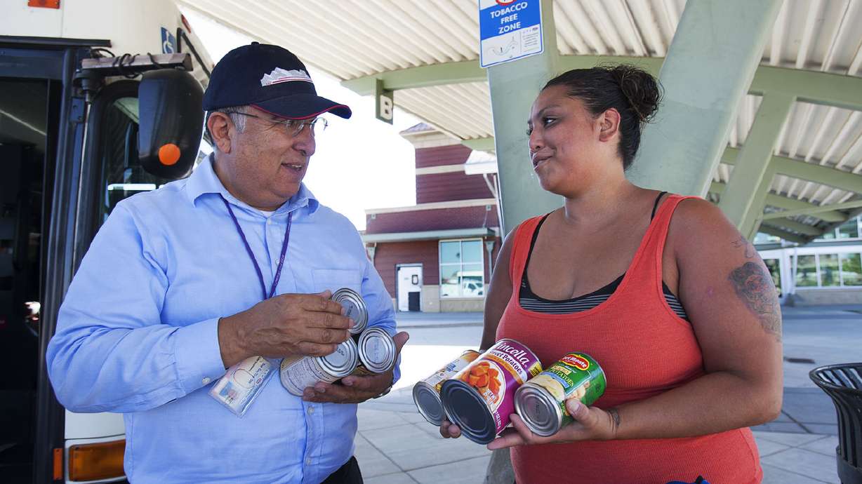 UTA collects cans for food bank during scarce donation season