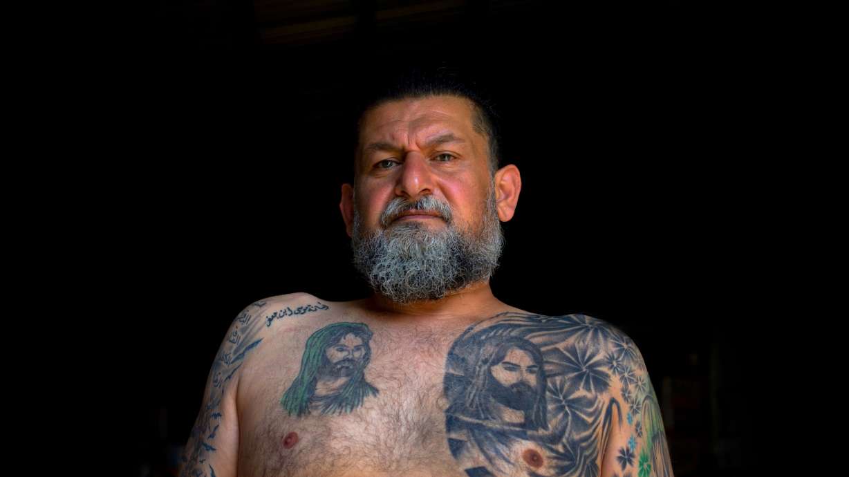 AP PHOTOS: Shiite tattoos a show of pride amid tensions
