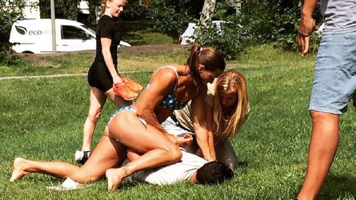 Bikini-clad Swedish cop makes arrest while sunbathing