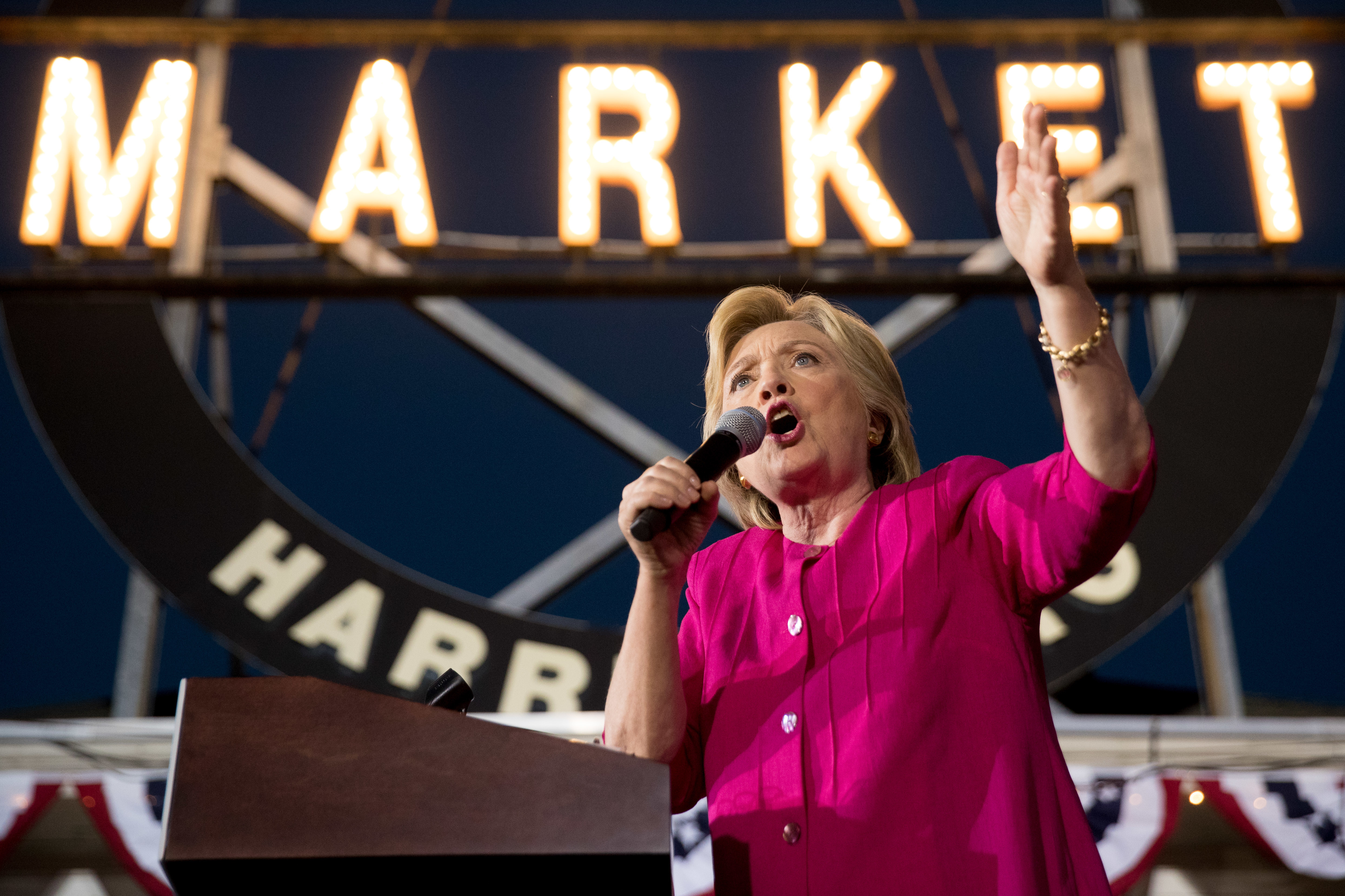 Trump, Clinton spar for national security upper hand