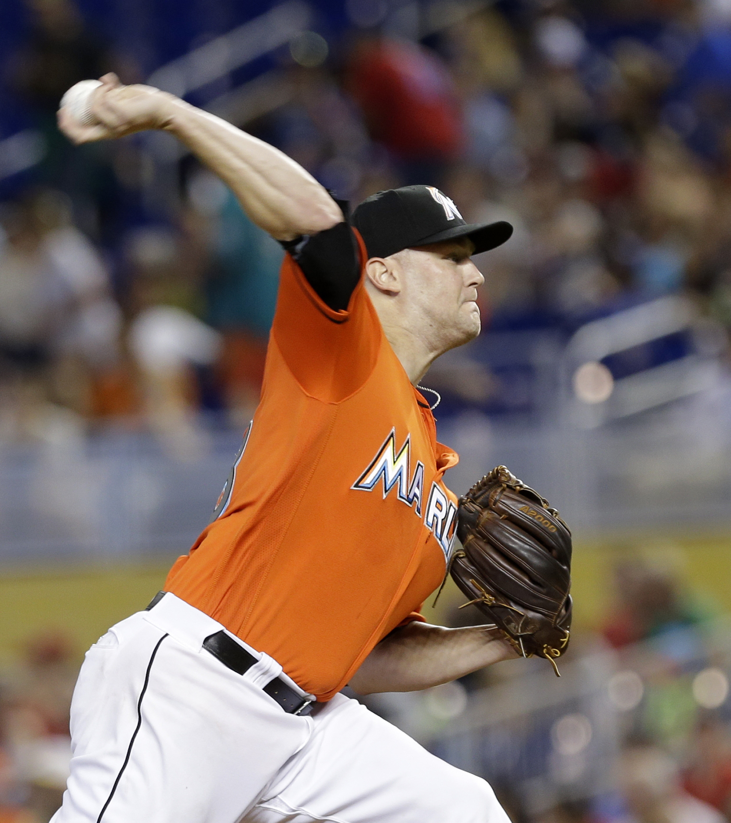 Dietrich's RBI triple in 9th helps Marlins beat Cards 5-4