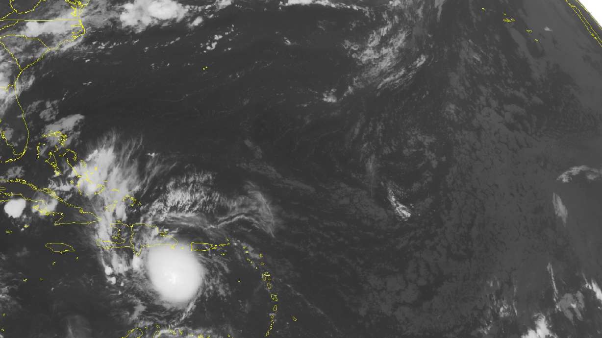 Strengthening storm kills 6 in the Dominican Republic