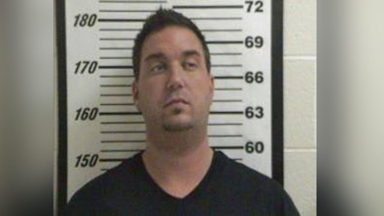 Convicted fraudster could go back to prison for gambling, probation violations