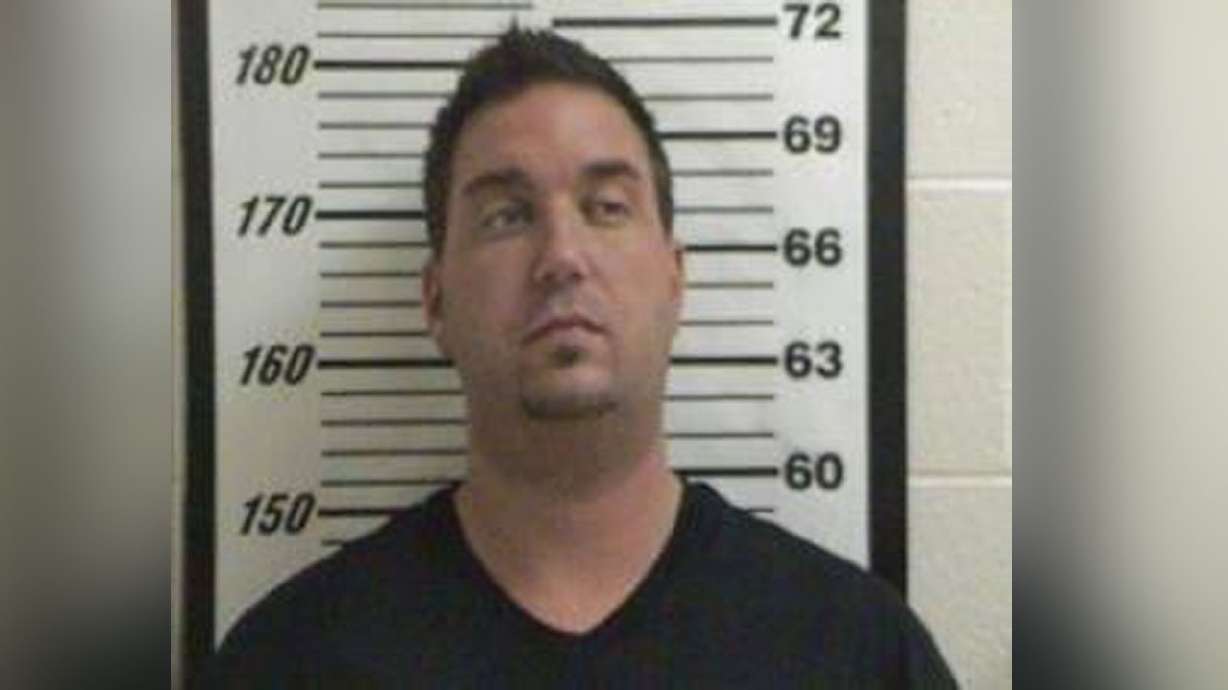 Convicted fraudster could go back to prison for gambling, probation violations