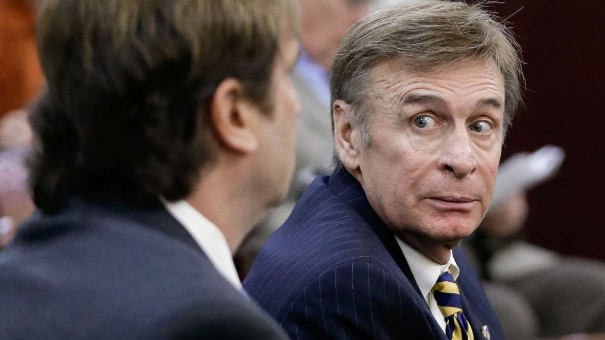 Lawmaker jailed in campaign sign theft bailed out by victim