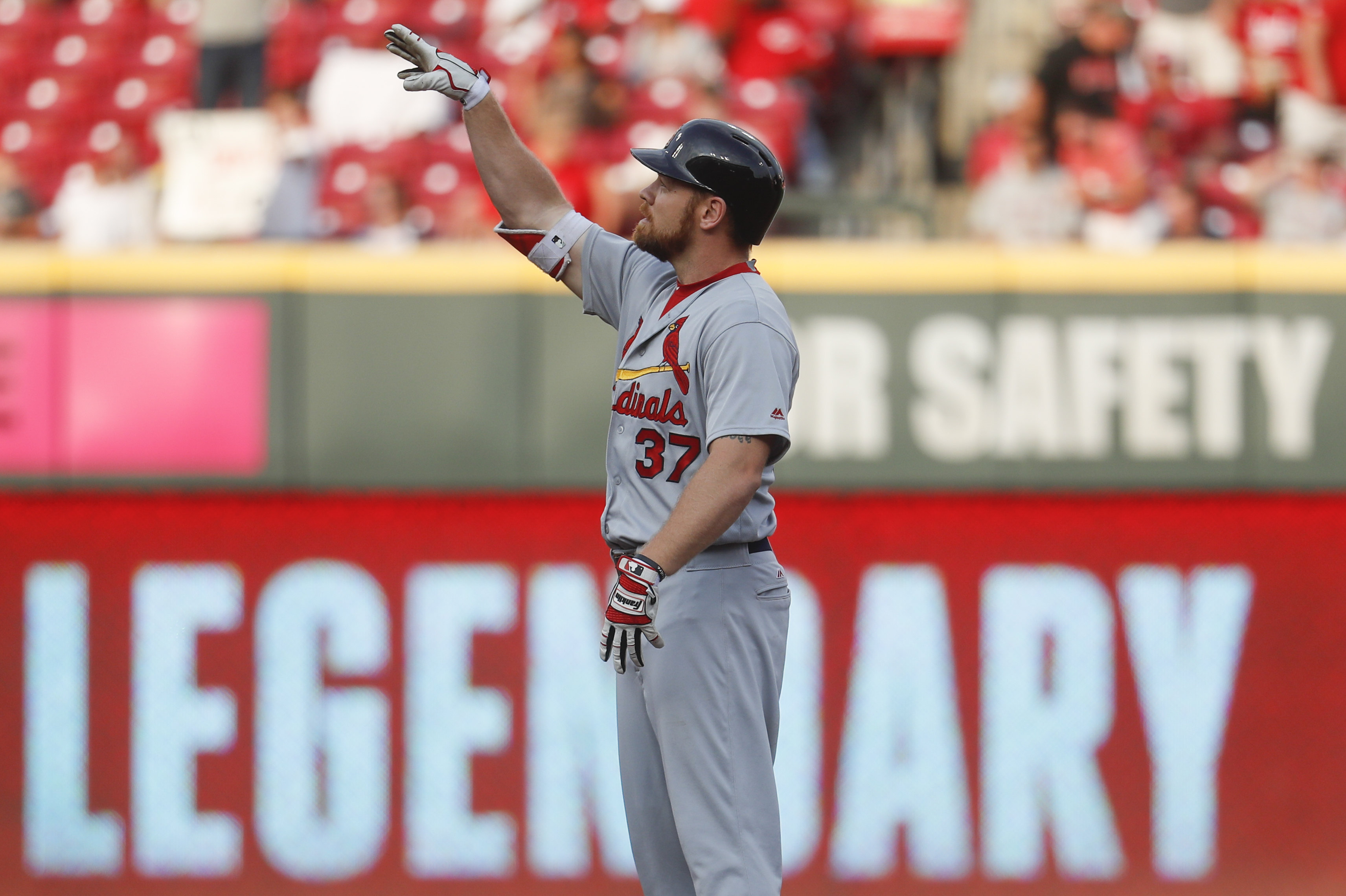 Cardinals ride big 1st inning to 5-4 win over Reds
