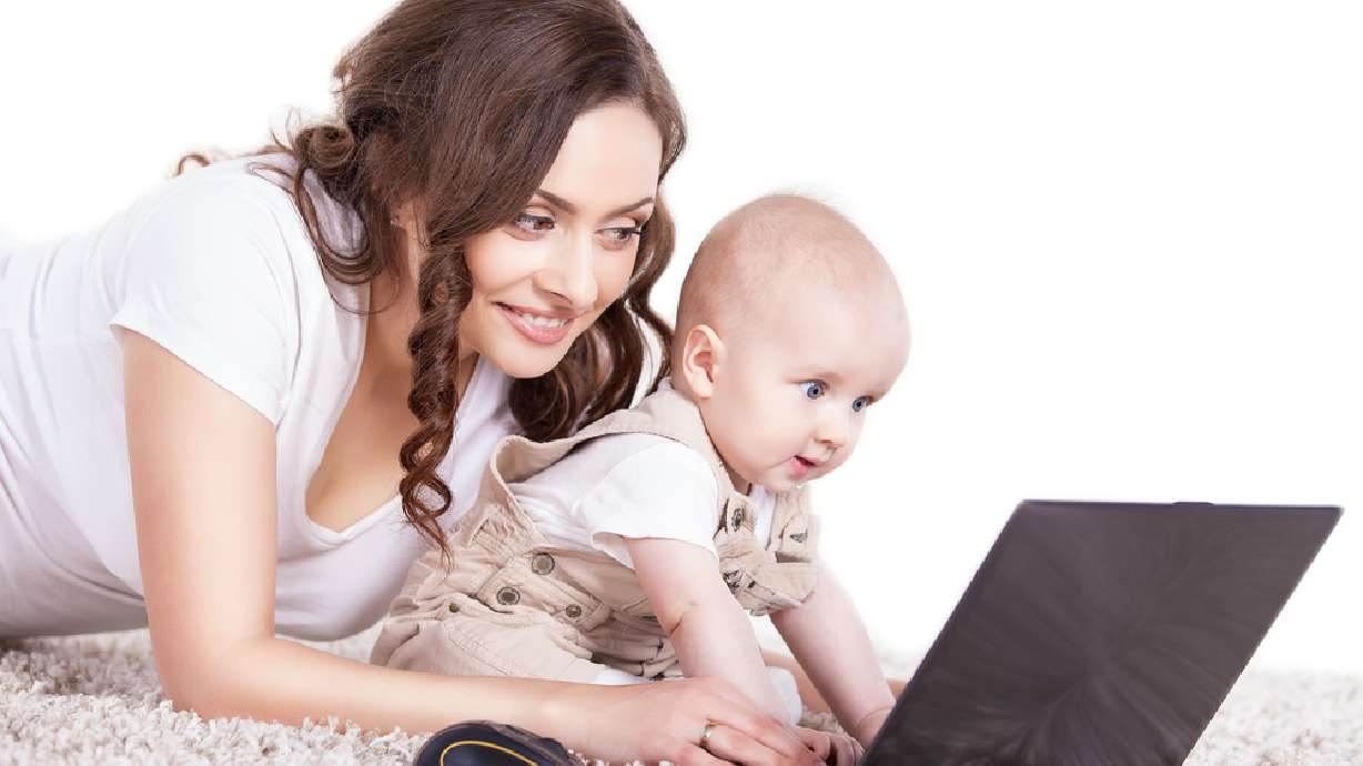 How new parents can get the most out of social media