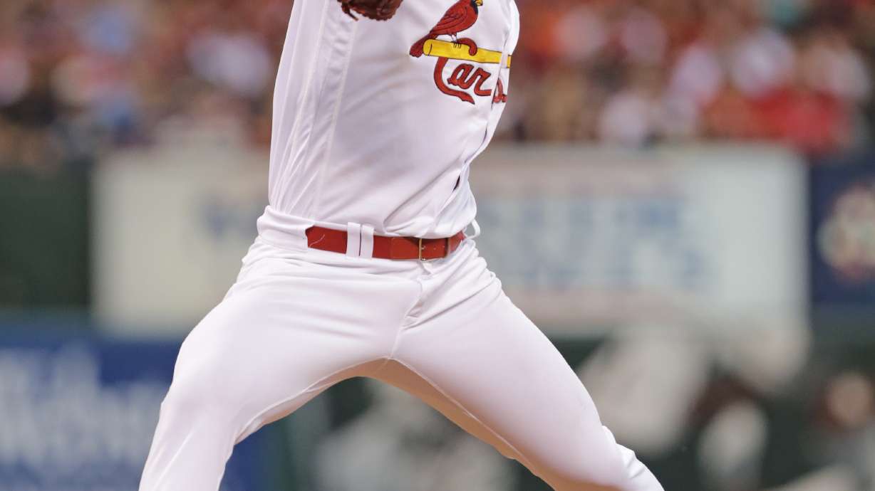 Garcia shuts down Braves, has RBI single in Cards' 1-0 win