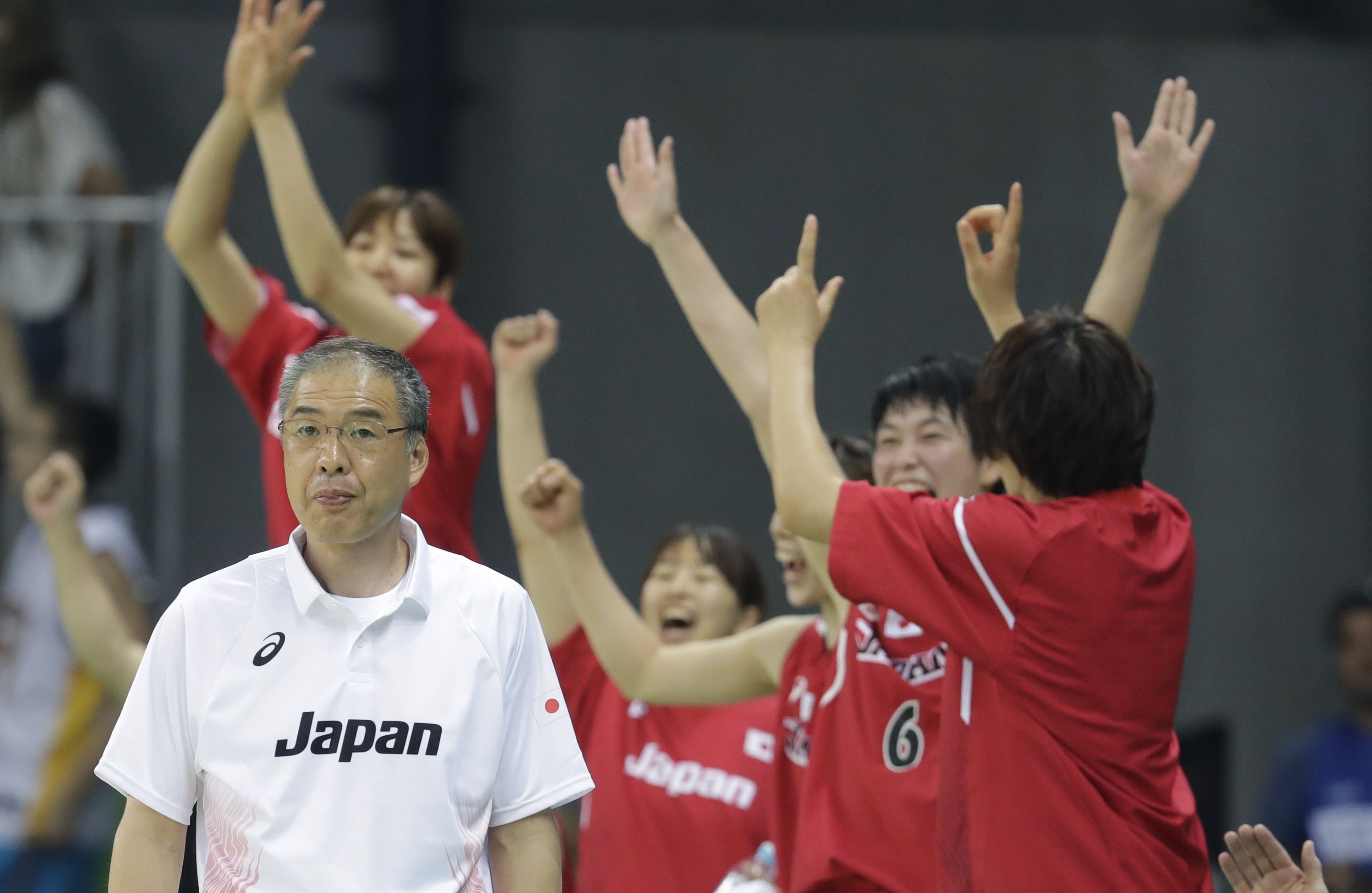 Japan wins 1st Olympic game since 2004, edging Belarus 77-73