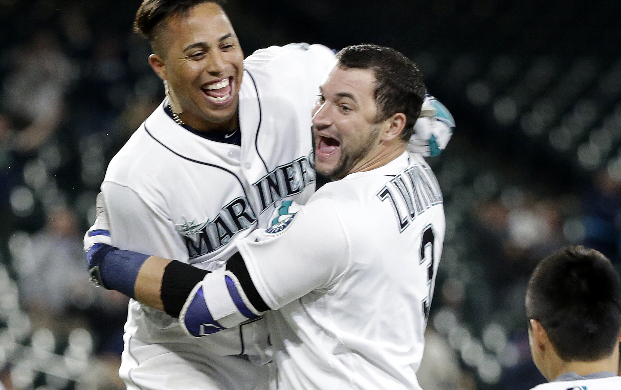Seager, Zunino rally Mariners past Tigers 6-5 in 15 innings