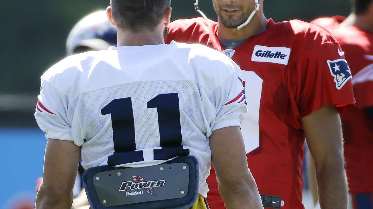 QBs for Patriots, Saints enter important preseason stretch