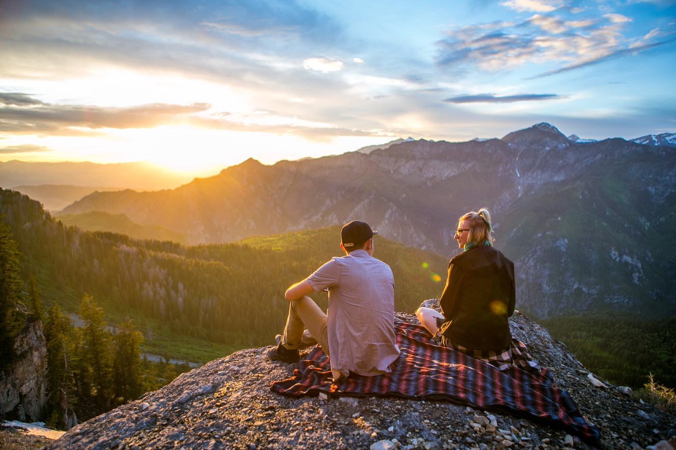 Utah company launches 'adventure blanket,' raises $15K in 12 hours