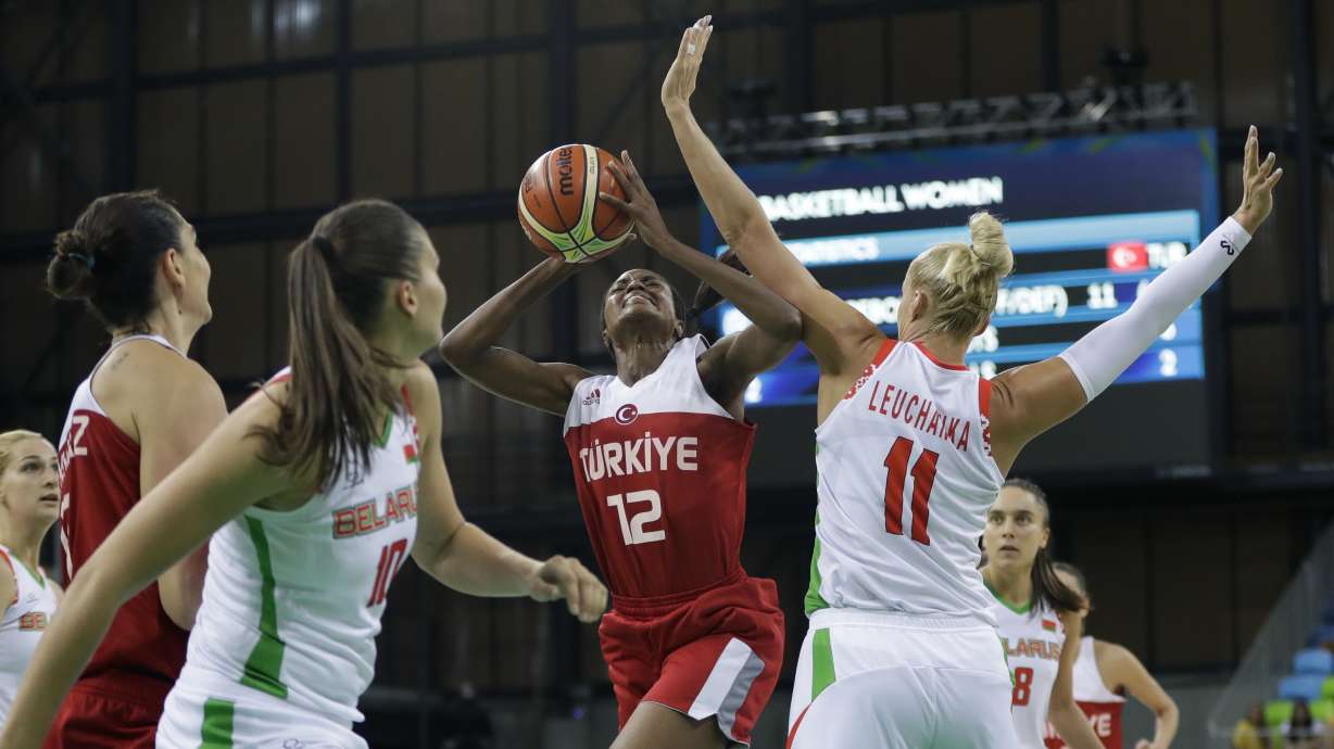 Turkey holds off Belarus 74-71 for win in women's basketball