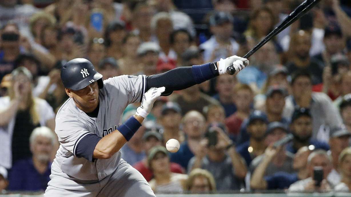 A-Rod has RBI in Fenway finale, Yankees beat Red Sox 4-2