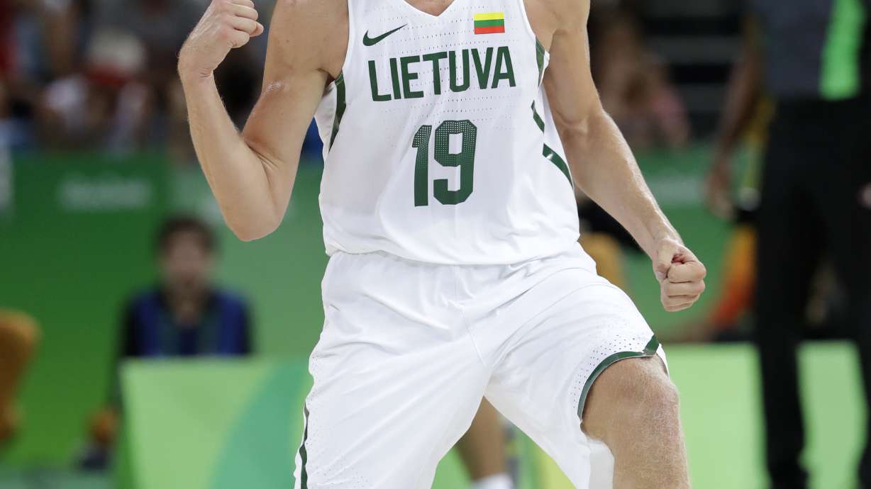 Lithuania beats Argentina 81-73 in men's basketball, now 3-0