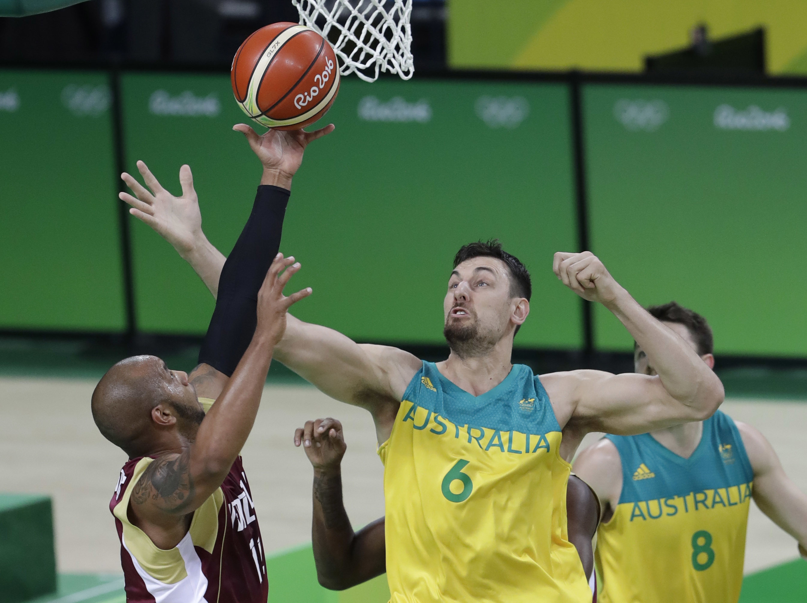 Aussies roll to 81-56 win vs. Venezuela in men's basketball