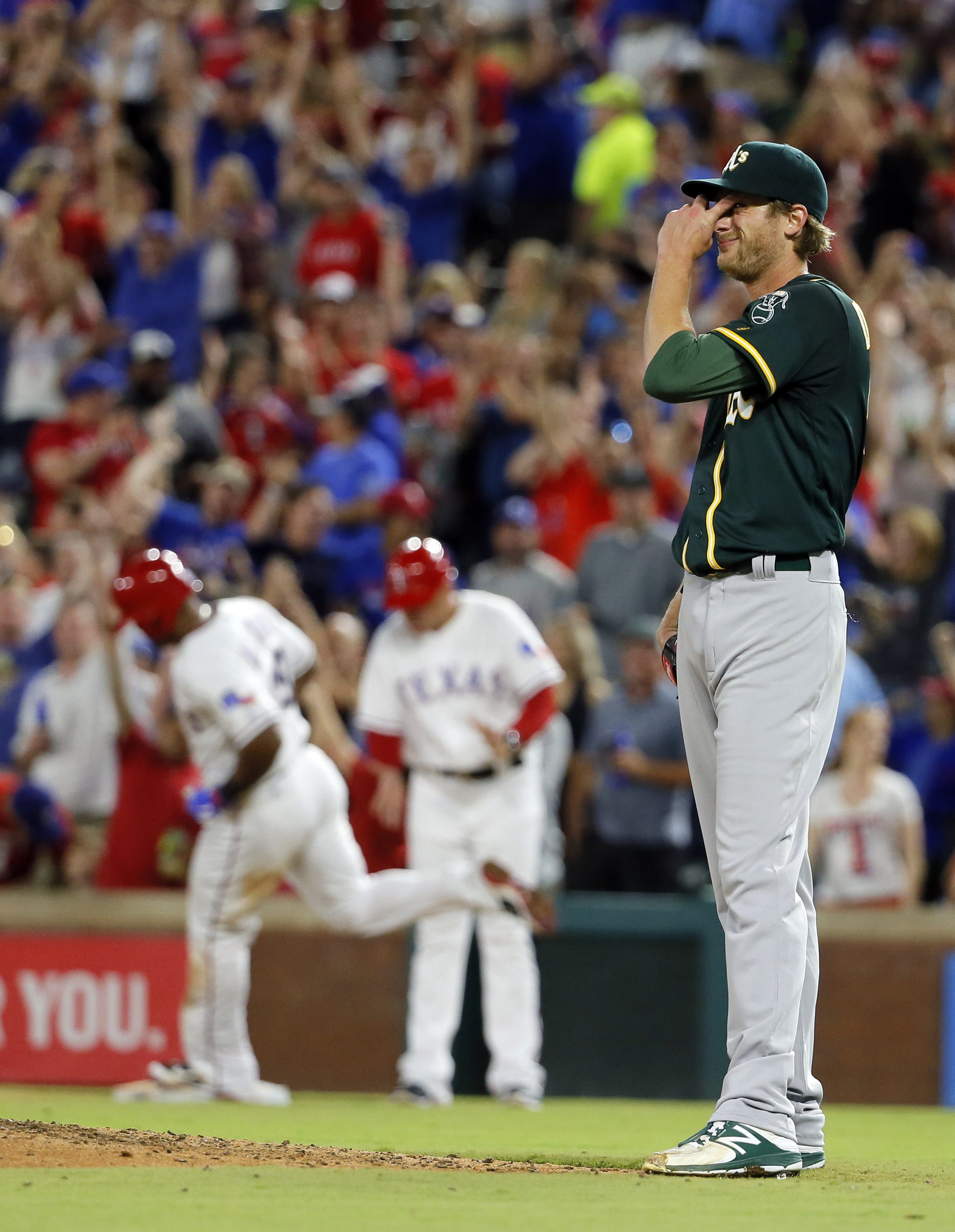 Rangers beat A's 5-2 on Beltre slam, lose Choo to broken arm