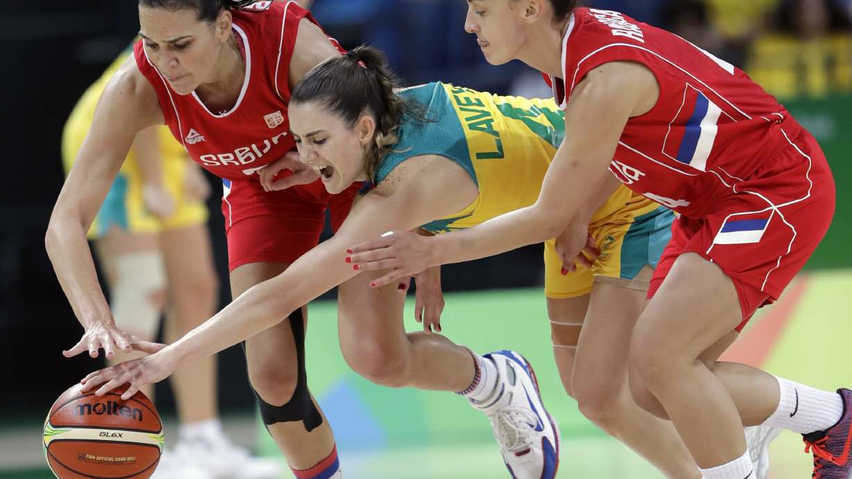 Serbia stunner: Australia ousted 73-71 in women's basketball