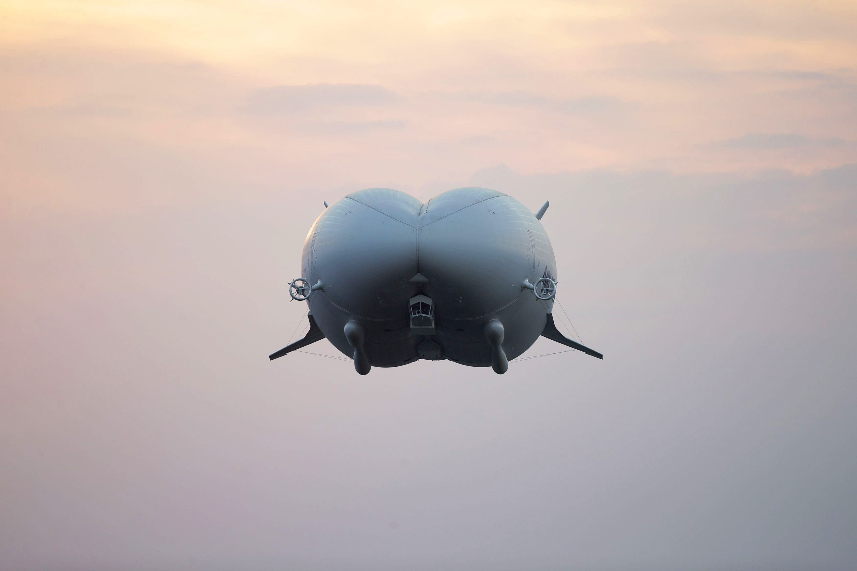 Giant helium-filled airship Airlander takes off for 1st time