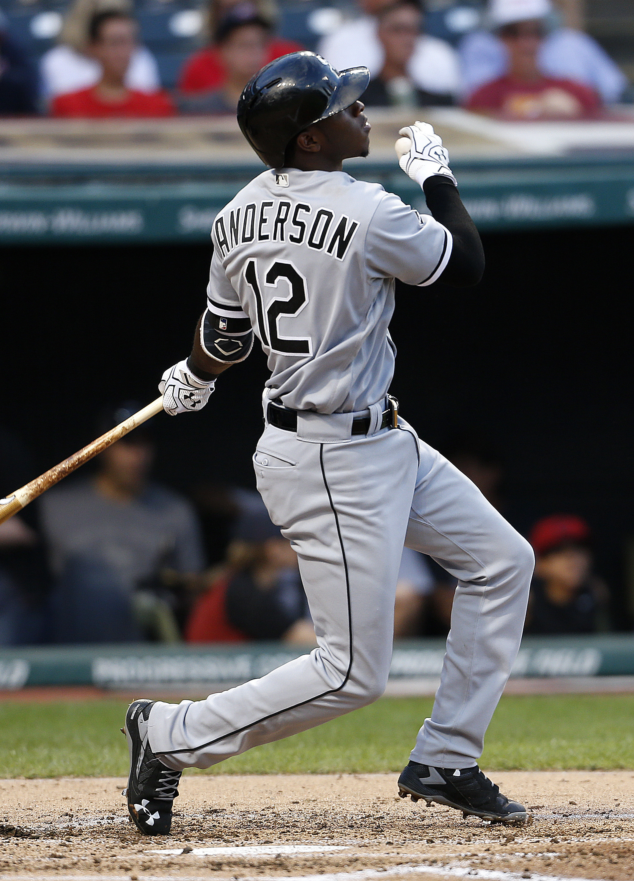Eaton's grand slam in 9th lifts White Sox past Indians, 10-7