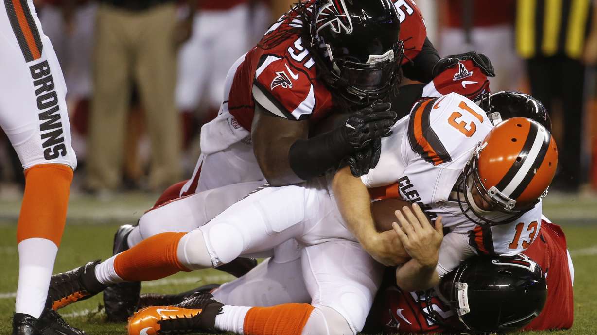 Griffin throws 2 TD passes in Browns' 24-13 loss to Falcons