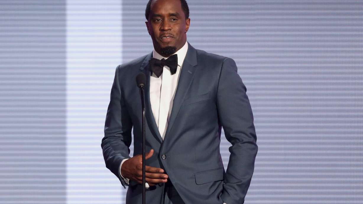 'Diddy' delays tour to recover from shoulder surgery