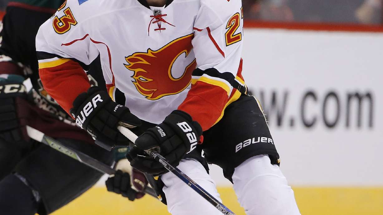 Sean Monahan gets 7-year extension from Flames