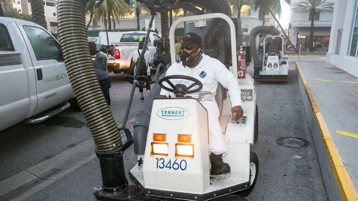 Officials: Zika won't hurt South Florida tourism in long run