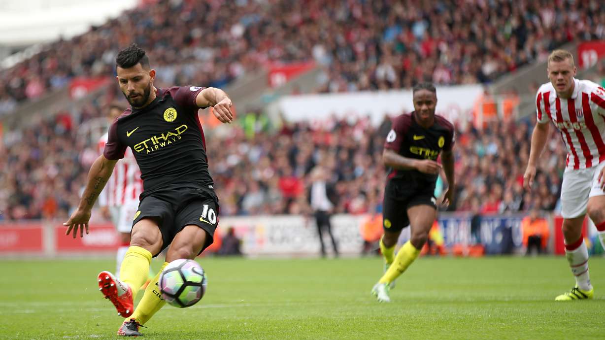 Aguero, Nolito both score 2 as Man City beats Stoke 4-1