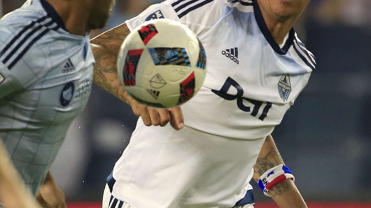 Peterson, Feilhaber lead Sporting KC past Whitecaps, 2-0