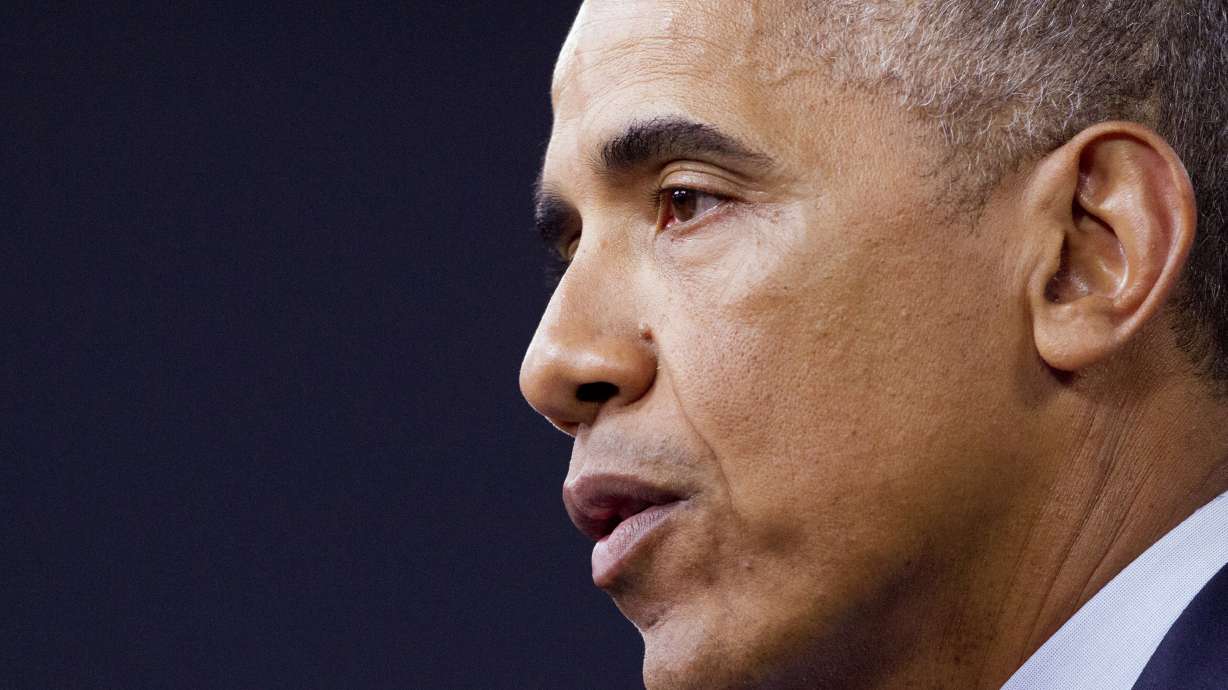 Obama eyes busy fall after return from summer vacation