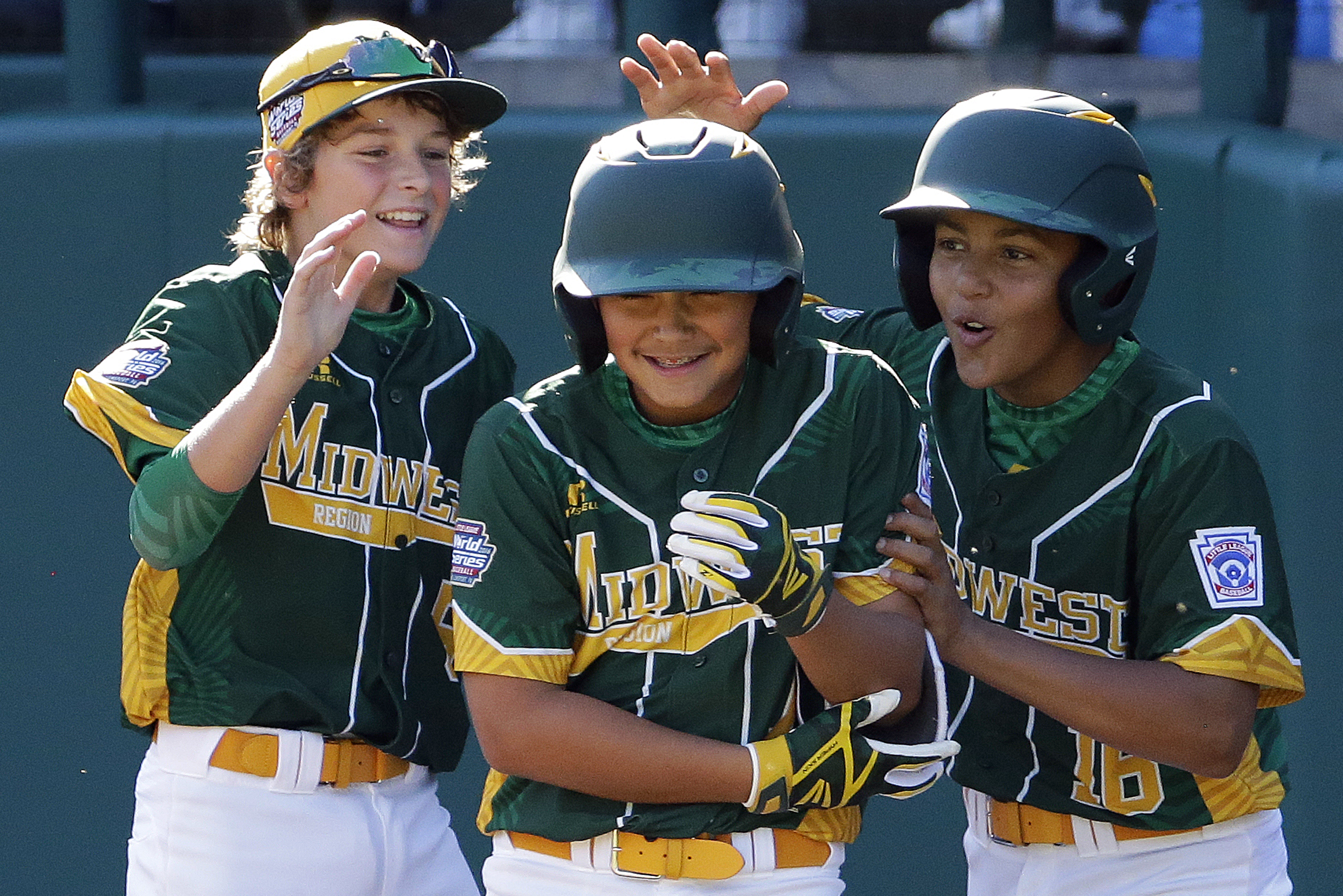 Dinh hits walk-off single, Iowa beats Rhode Island in LLWS