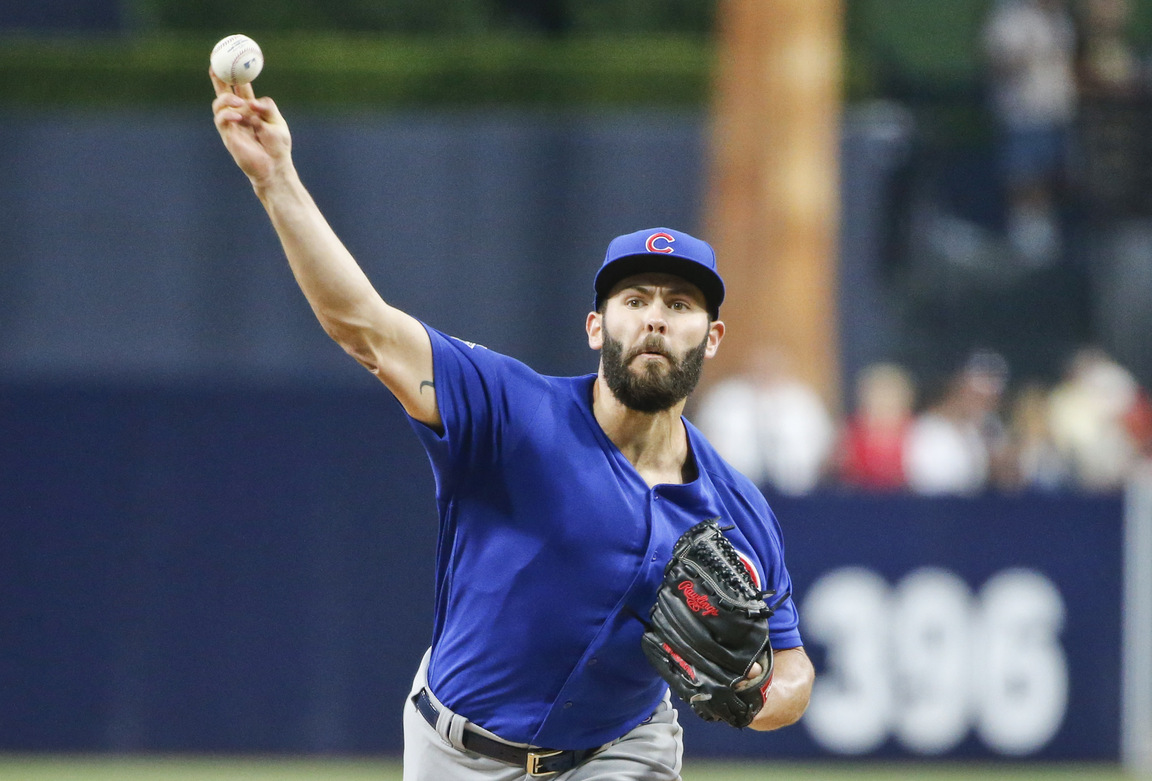 Arrieta dominates for 8 innings, Cubs beat Padres 5-3