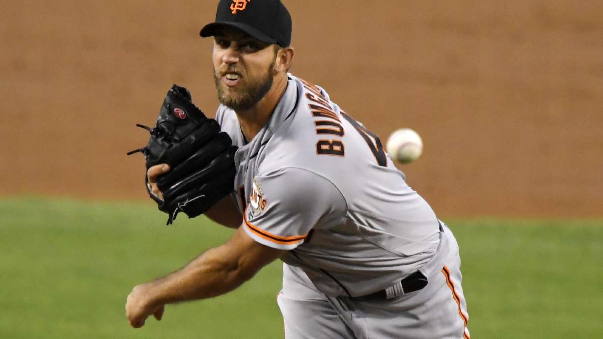 Oh boy! Segedin homers, races to hospital for son's birth