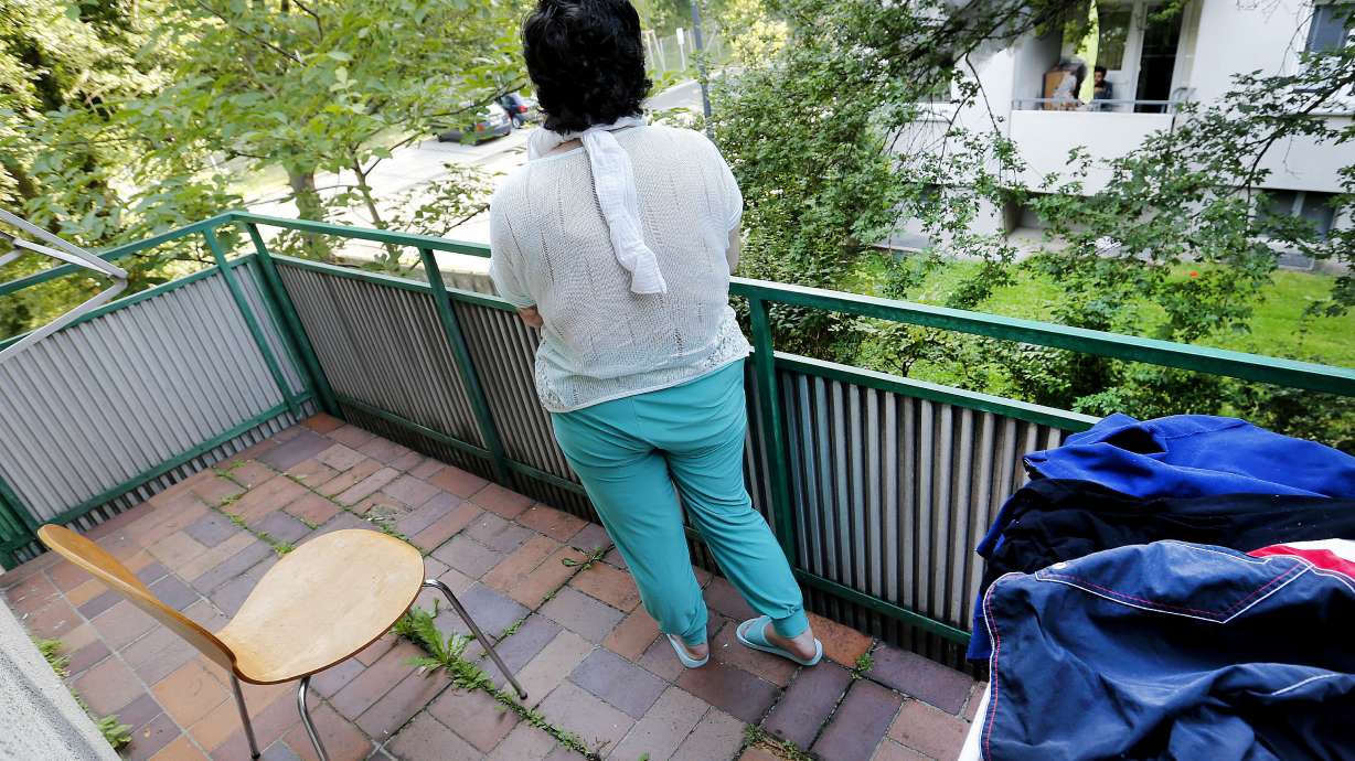 Raped and tortured by IS, Yazidi women recover in Germany