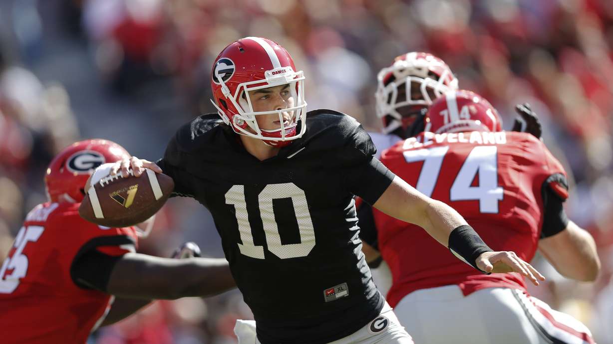 Smart still considering No. 18 Georgia's 3 contenders at QB