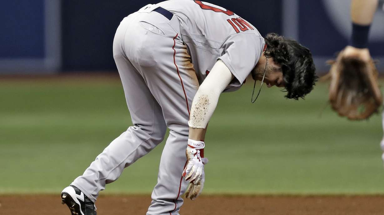 Red Sox place OF Andrew Benintendi on DL with knee sprain