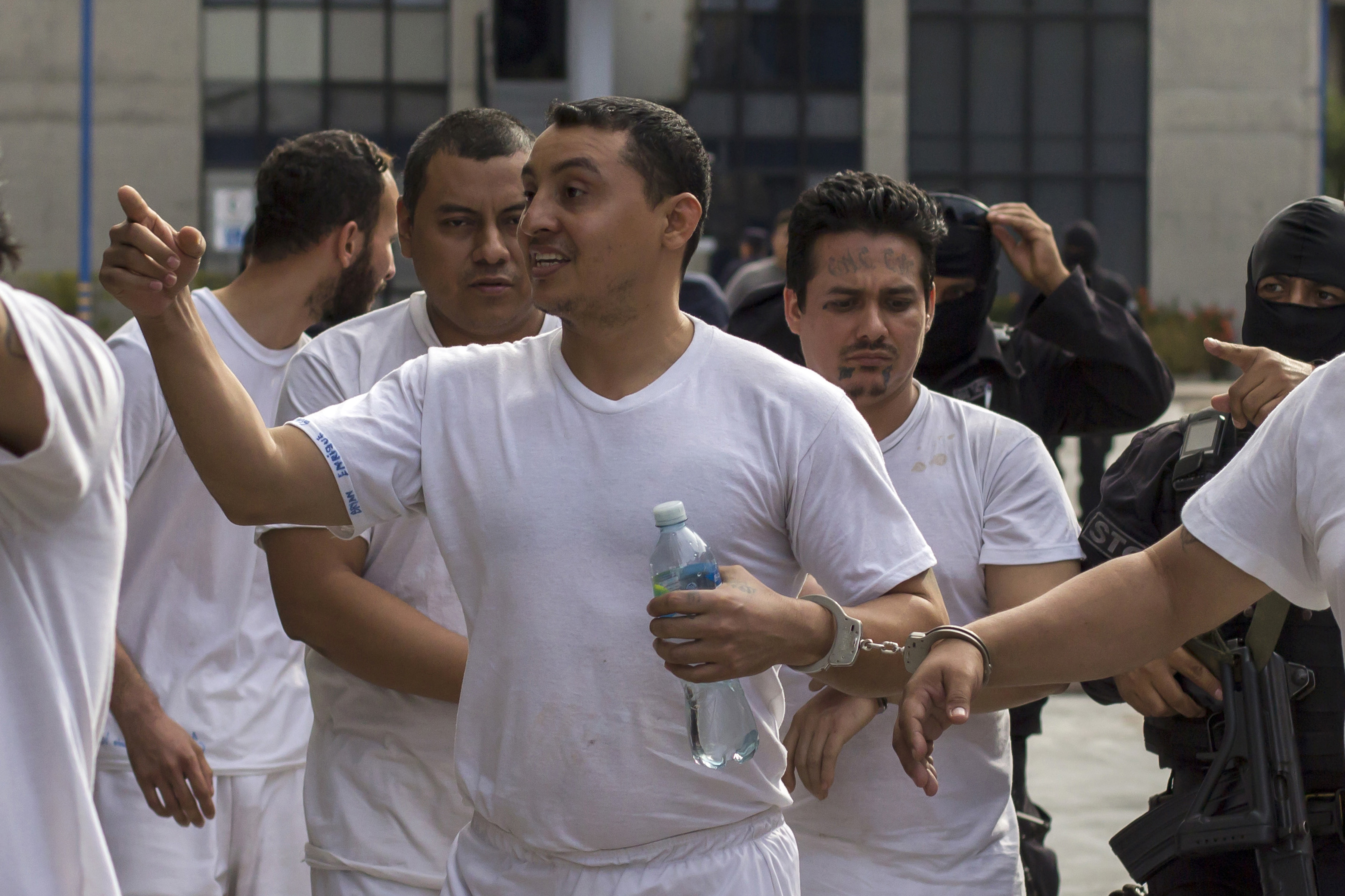 In El Salvador, 'gang pastor' alleged to be crime financier