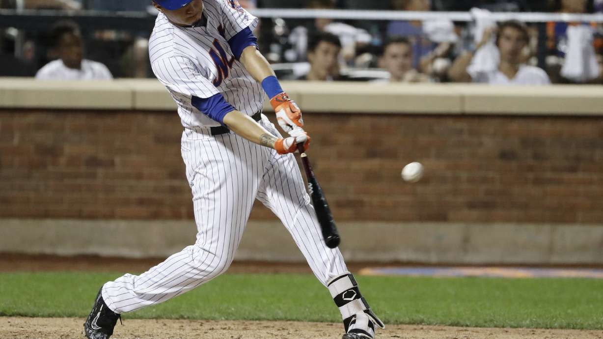 Flores, Cabrera, Colon lead Mets to 9-4 win over Phillies